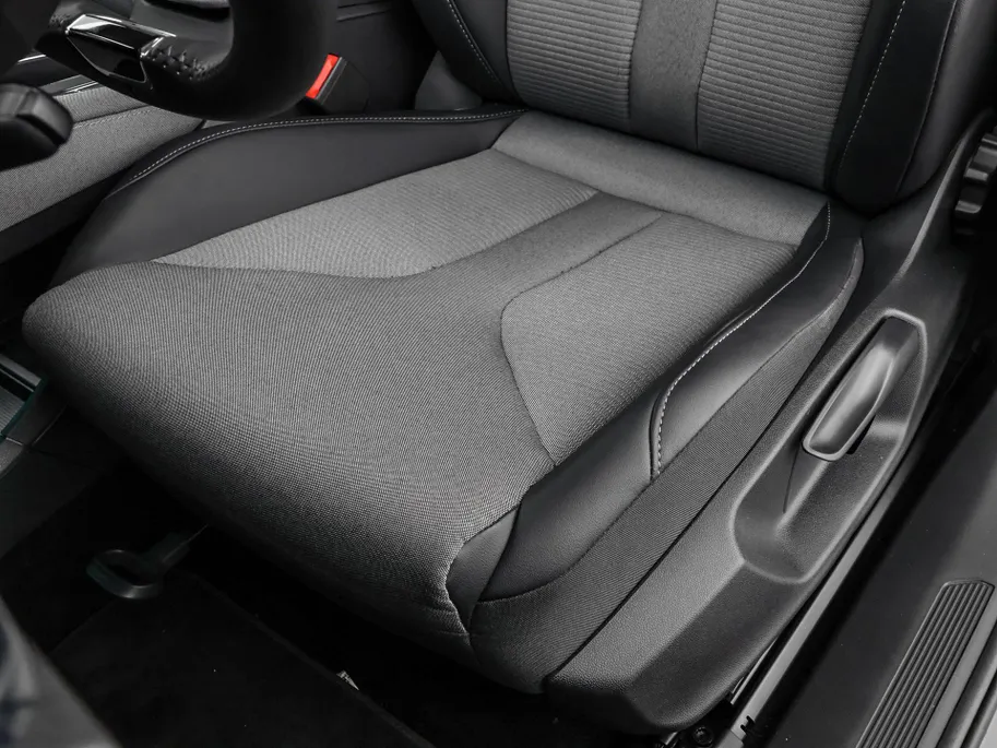 Škoda Enyaq iV 50 150pk · SOH 94,4% · Apple/Android Car Play · Camera · Navigatie · Cruise Control · 19'' Inch ·