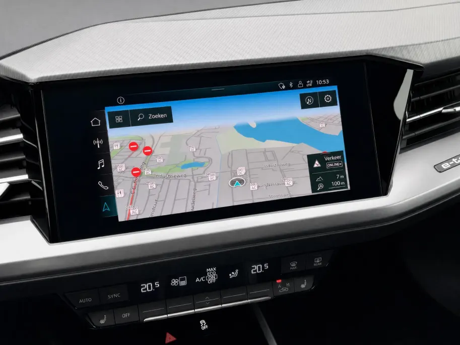 Audi Q4 Sportback e-tron 35 Launch edition 55 kWh 125kW/170PK · Panoramadak · Leder · Stoelverwarming · Apple/Android Car Play · Garantie t/m 17-10-2026 of 100000km.