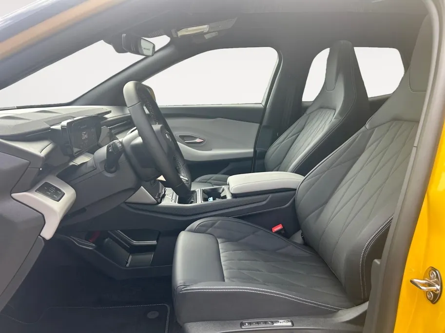 Ford Capri Premium Standard Range RWD 58 kWh | Voorraad | Snel Rijden | 627 KM WLTP | Actiekorting €3500,- | Dodehoek detectie | 20 INCH | Adaptieve Cruise Control |