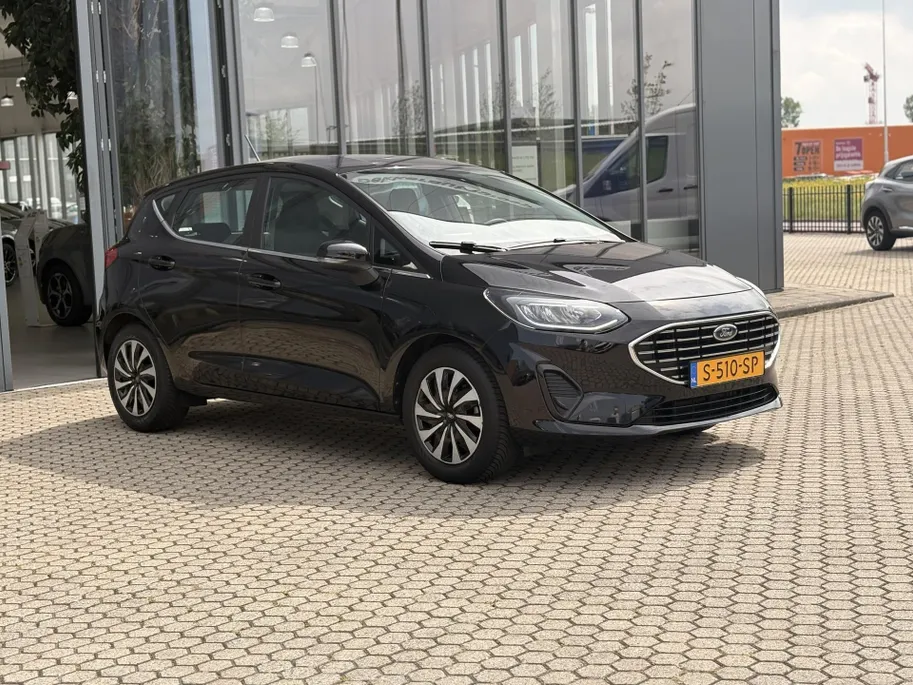 Ford Fiesta 1.0 EcoBoost Hybrid Titanium PARKEERSENSOREN ACHTER I ALL SEASON BANDEN I APPLE CARPLAY / ANDROID AUTO I