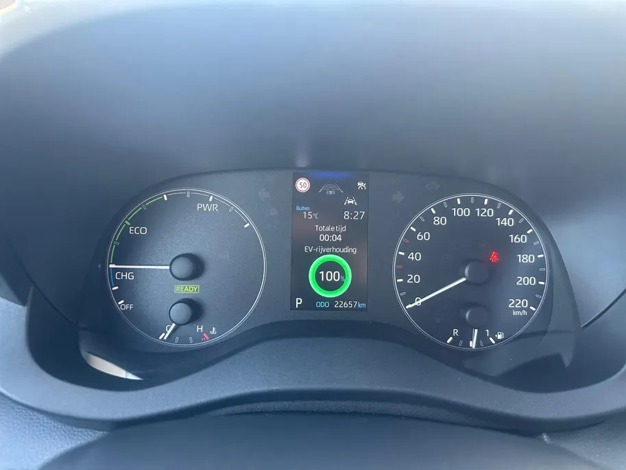 Toyota Yaris 1.5 Hybrid 115 | STUUR-STOEL VERWARMING | CAMERA | APPLE CAR PLAY | GARANTIE |