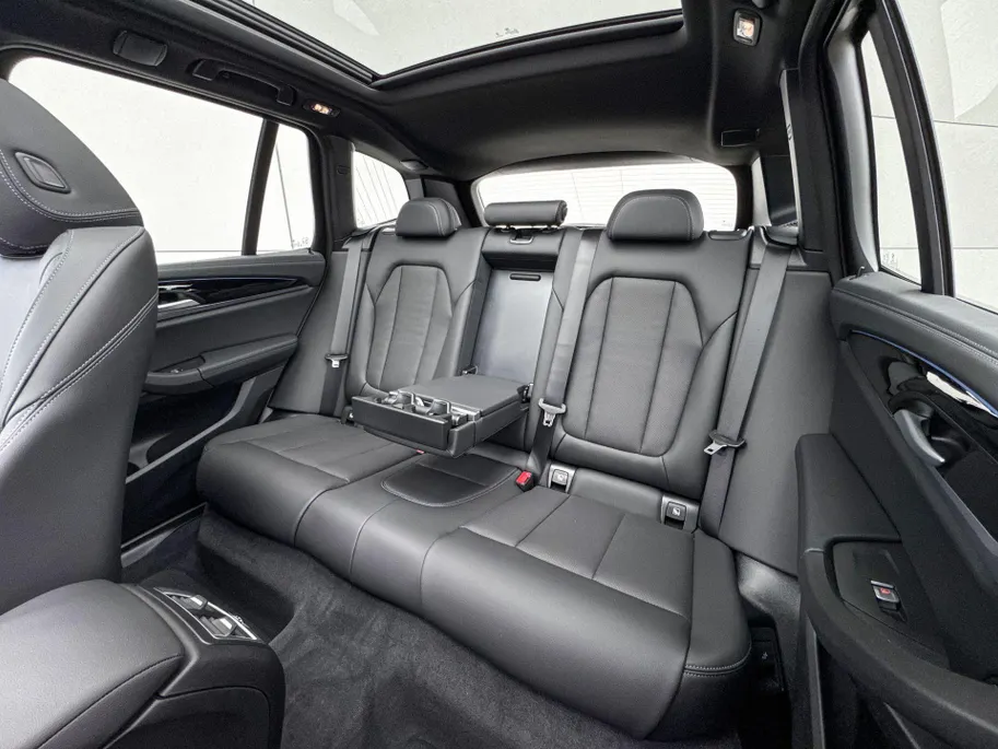 BMW iX3 Executive 80 kWh