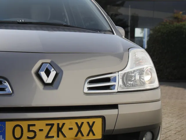 Renault Grand Modus 1.6-16V Dynamique Automaat | Clima | Trekhaak | All Season