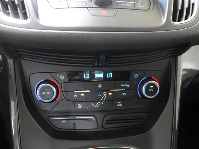 Ford C-MAX 1.0 Titanium Climate Control | Cruise Control | Navigatie | Parkeercamera