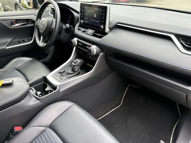 Toyota RAV4 2.5 Hybrid AWD Bi-Tone | Panaoramadak