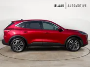 Ford Kuga Ford Kuga 2.5 PHEV Titanium stoel/stuurverwarming | panoramadak
