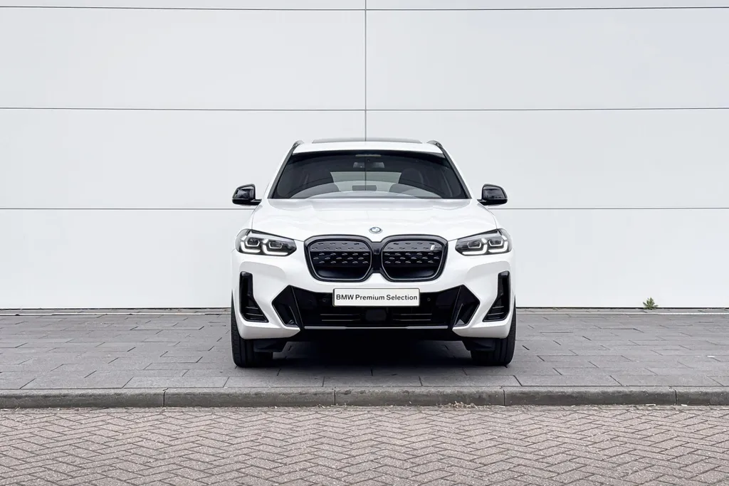 BMW iX3 Executive 80 kWh