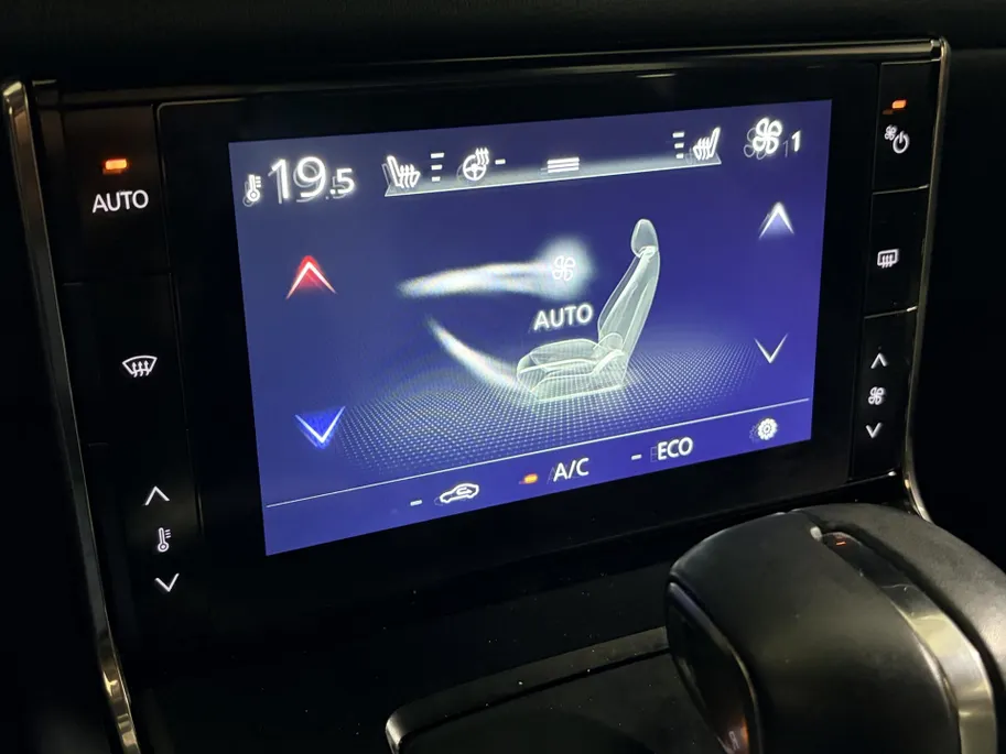 Mazda MX-30 170PK e-SkyActiv R-EV Exclusive-line PHEV Automaat | 1ste Eigenaar | Freestyle-Doors | Stoel & Stuurwiel Verwarming | Navigatie | Lichtmetalen Velgen | Dodehoek Detectie | Camera | Parkeersensoren |