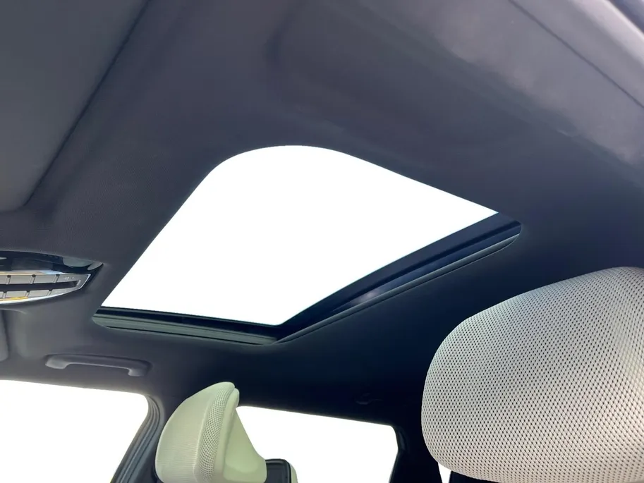 Kia EV4 GT-PlusLine 81.4 kWh | *584 WLTP* | *Meest Luxe uitvoering* | 360° Camera | Harman/Kardon Audiosystem | Schuif-/Kanteldak | Stoelverwarming-/Ventilatie | Memory Seats