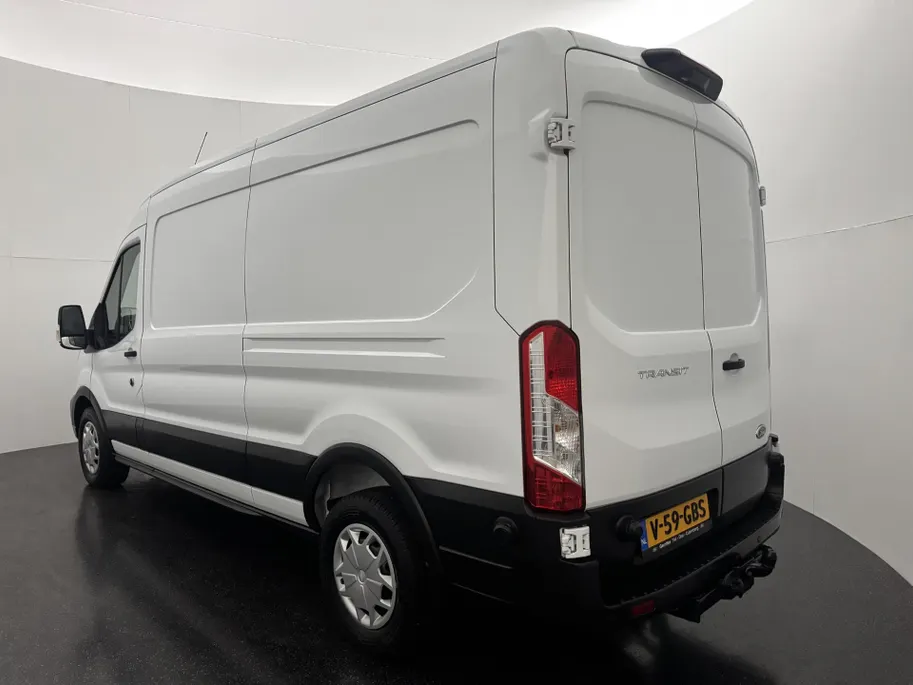 Ford Transit 350 2.0 TDCI L3H2 Trend Trekhaak | Parkeersensoren voor & achter | Verwarmbare voorstoelen| Handmatige regeneratie roetfilter | Navigatiesysteem |