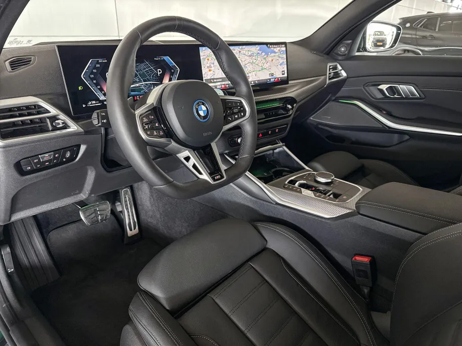BMW 3 Serie Touring 330e M Sport Edition