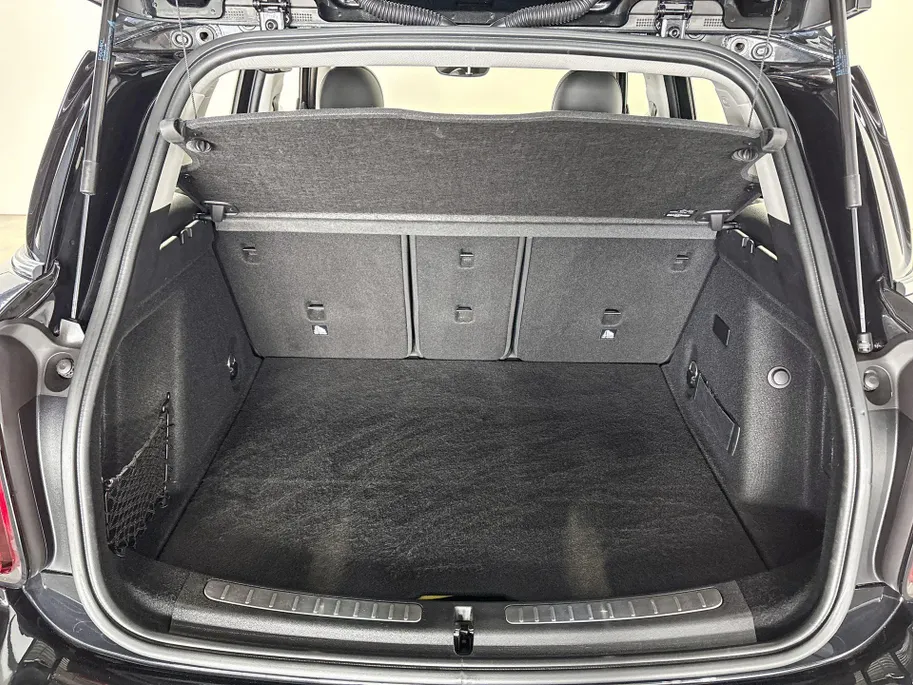 MINI Countryman Cooper SE ALL4 Essence