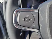 Volvo XC40 2.0 B3 Essential AUTOMAAT | Stuurverwarming | Stoelverwarming | Adaptieve Cruise | Apple Carplay/Android Auto