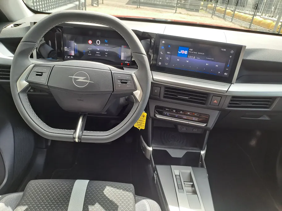 Opel Frontera 1.2 Turbo Hybrid GS | Apple Carplay/Android Auto | Navi | Camera | AUTOMAAT! | Dodehoek detector | ECC |