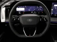 Audi Q4 e-tron S edition quattro performance 82 kWh 340 pk · Panorama dak · Tech Pro · Bijrijdersdisplay · Sonos · NIEUW MODEL!!