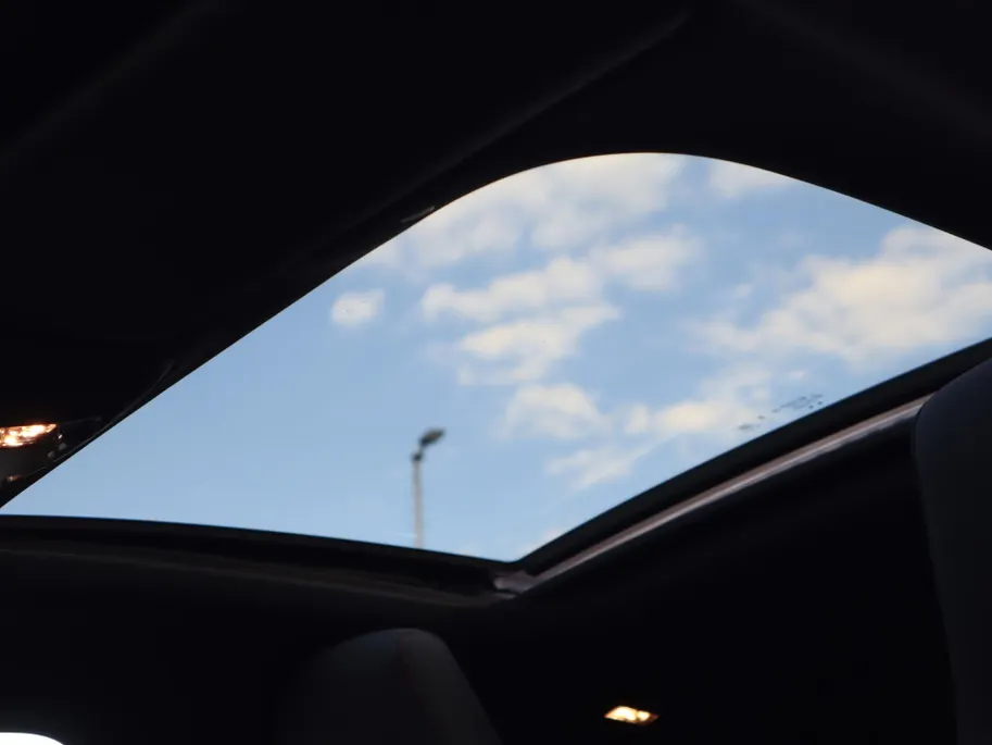 Mercedes-Benz CLA Shooting Brake 250 e AMG Line