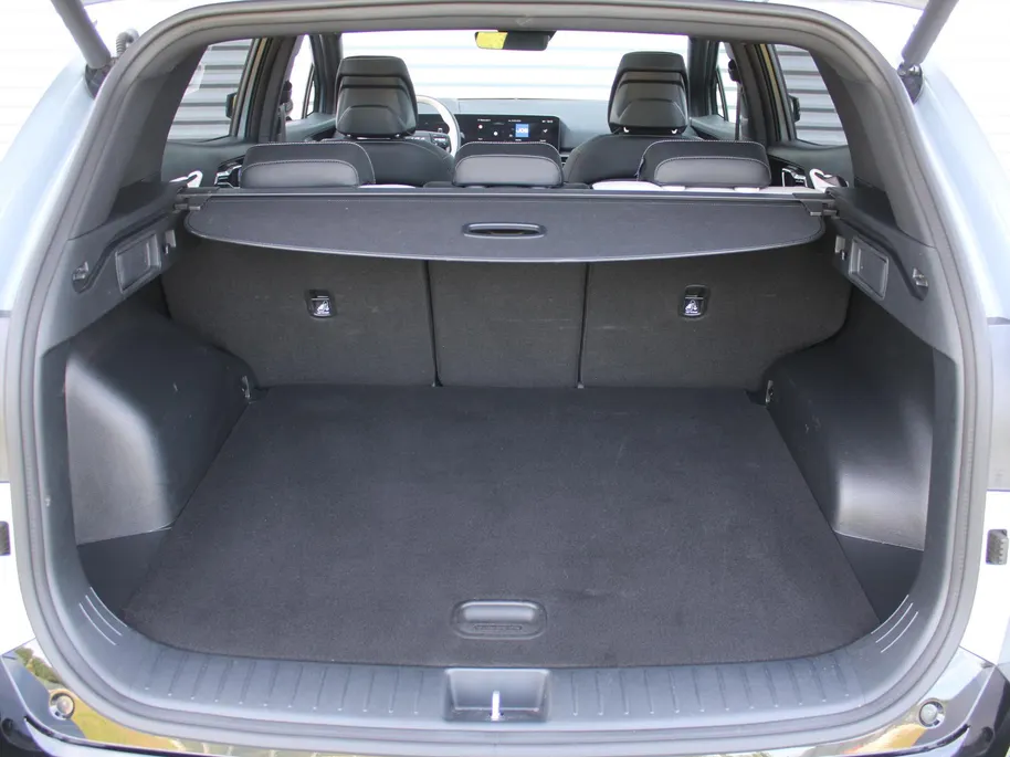 Kia Sportage 1.6 T-GDi Hybrid GT-Line | Trekhaak | Stuur-/stoelverwarming | Elek. stoelverstelling + achterklep | Schuifdak | 18" LM | Cruise adapt. | Camera |