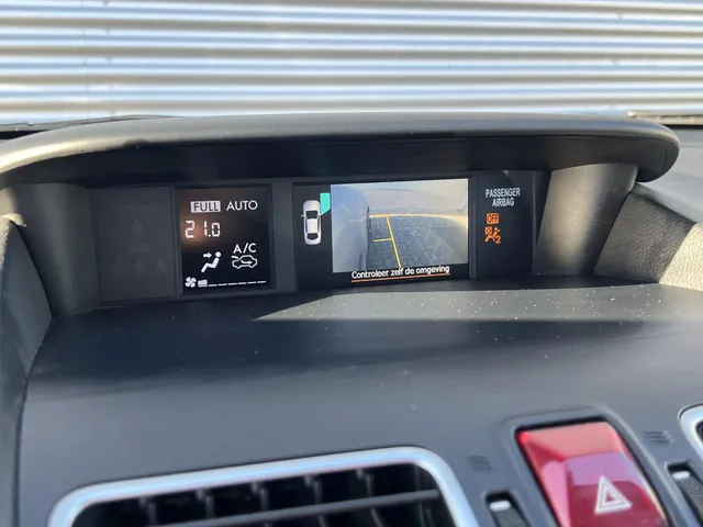 Subaru Forester 2.0 Luxury Automaat | Trekhaak | All Season Banden | Elek. Schuif/Kantel Dak | Adaptieve Cruise Control