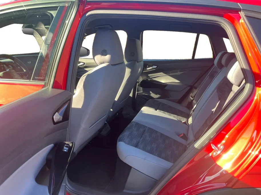 Volkswagen ID.4 Pro 77 kWh Nederlandse auto | WLTP 510km | Trekhaak | CarPlay | Navigatie | Adapt. Cruise | etc.