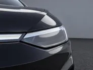 Volkswagen ID.7 Tourer Pro Business 77 kWh / 286pk Stuur- & Stoelverwarming · 360 Camera · Trekhaak · IQ.LIGHT ·  Head-Up Display