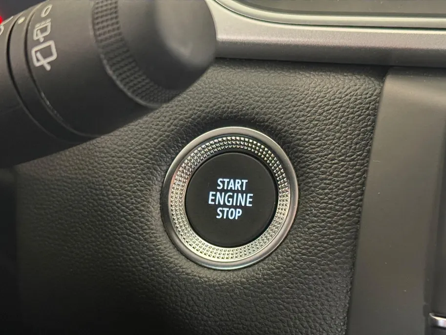 Renault Captur 1.6 E-Tech full hybrid 145 techno *Aut*Navi+Camera*Climate*Parkeersensoren*Trekhaak!