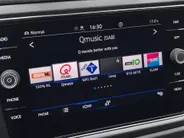 Volkswagen T-Roc 1.5TSI/150PK DSG Sport · Trekhaak · Apple/Android Car Play · Stoel- & stuurverwarming · Camera