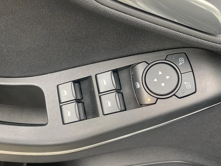 Ford Fiesta 1.0 EcoBoost Titanium 100 pk 5-deurs Apple Carplay/ Android Auto - Cruise Control
