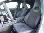 Mercedes-Benz A-Klasse 250 e Business Solution AMG