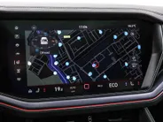 Volkswagen Touareg 3.0 TSi 462pk DSG eHybrid 4MOTION R · SOH 96.9% · Panoramadak · 360 Camera · Luchtvering · Wegklapbare Trekhaak · Stoelventilatie · Elek. Voorstoelen · 21'' Inch ·