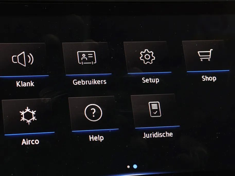 Volkswagen Tiguan 1.4 TSI eHybrid 245pk DSG Life Business · Camera · Inklap. Trekhaak · Stuur- & Stoelverwarming · Parkeerassistent · Apple/Android Car Play ·