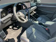 Volkswagen Golf 1.5eTSI/150PK R-Line DSG · Panoramadak · Apple/Android Car Play · Harman/Kardon sound · Camera · Garantie t/m 11-11-2030 of 100000km.