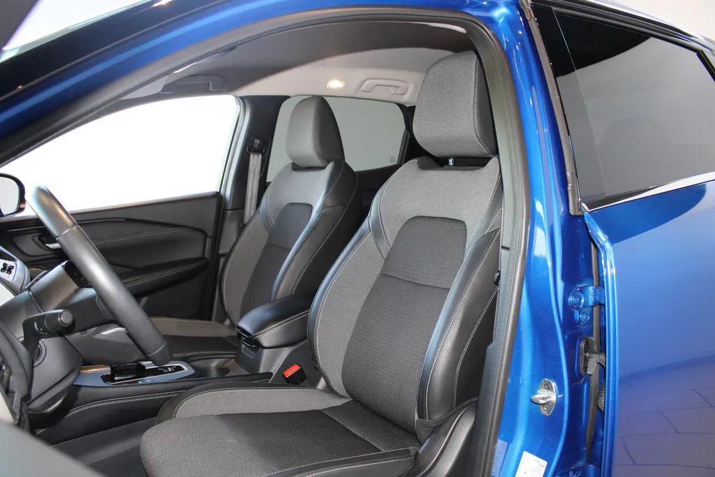 Nissan QASHQAI 1.5 e-Power Business Design | Navigatie| camera 360vieuw| Apple Carplay & Android auto | Pdc voor en achter | Two-tone lak | LM wielen | Pro-pilot | Climate controle | Inklapbare buitenspiegels | I-key |