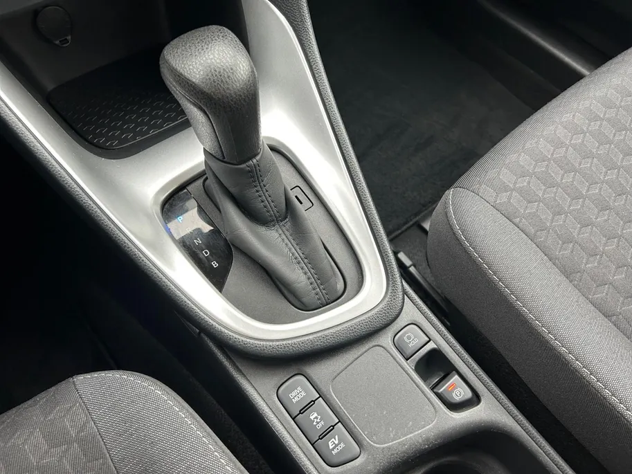 Toyota Yaris 1.5 Hybrid Dynamic | Automaat | Climate control | Navi | PDC