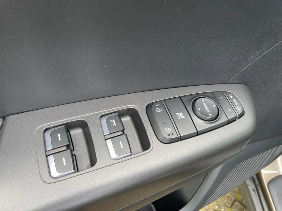 Kia Sportage 1.6 GDI DynamicLine |Android auto/Carplay| Navigatie|Trekhaak| All season banden| Achteruitrijcamera | Cruise control