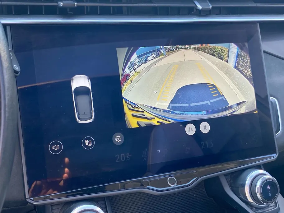 Lynk & Co 01 1.5 PHEV 260pk Plug-In Hybride (70 km elektrisch) | Panodak | CarPlay | Memory | LED | Etc.
