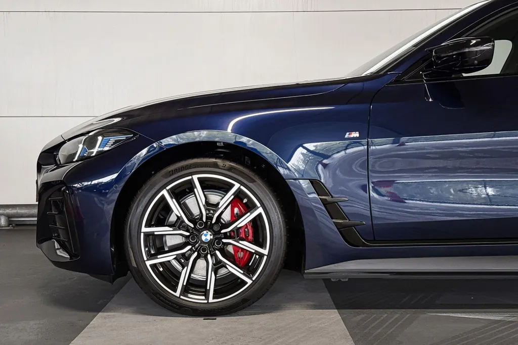 BMW i4 M60 84 kWh
