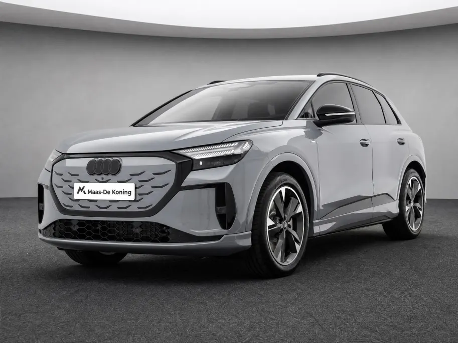 Audi Q4 Q4 S edition performance 82 kWh 286 PK · Glazen panoramdak · Trekhaak elek. wegklapbaar · Optiekpakket zwart