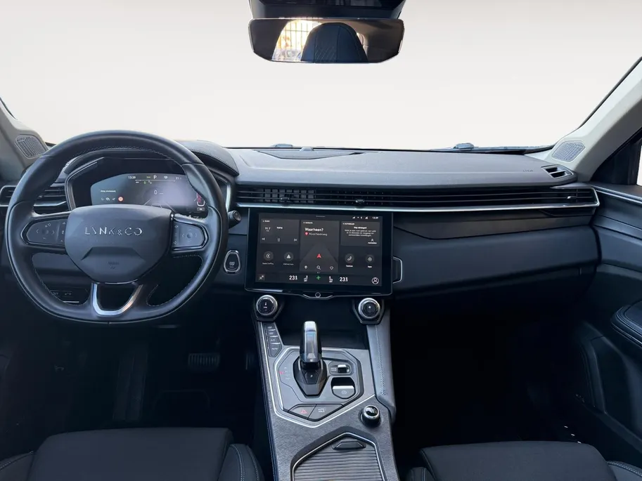 Lynk & Co 01 1.5 | Panoramadak | Stoelverwarming | Dodehoekdetectie | Elektronische bestuurdersstoel met geheugenfunctie | elek. kofferbak |
