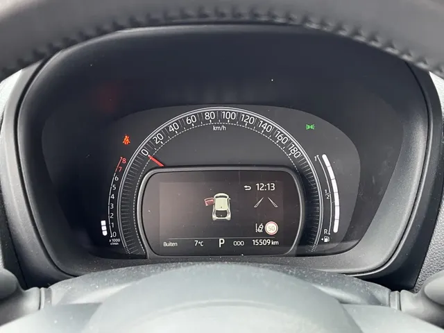 Toyota Aygo X 1.0 VVT-i S-CVT Pulse Bi-Tone