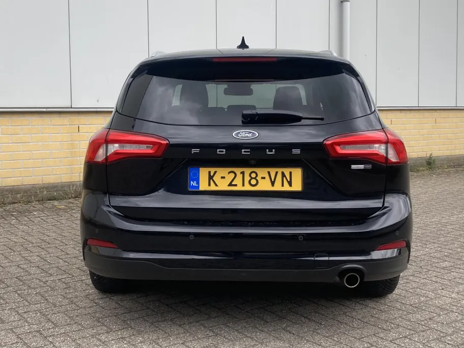 Ford Focus 1.0 EcoBoost Hybrid 125 pk Titanium X Wagon Navigatie - Apple Carplay/ Android Auto - Camera - Draadloos opladen telefoon - Elektrische achterklep