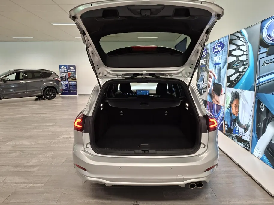 Ford Focus Wagon 1.0 EcoBoost Hybrid ST Line | Automaat | Winter Pack | Adap Cruise |