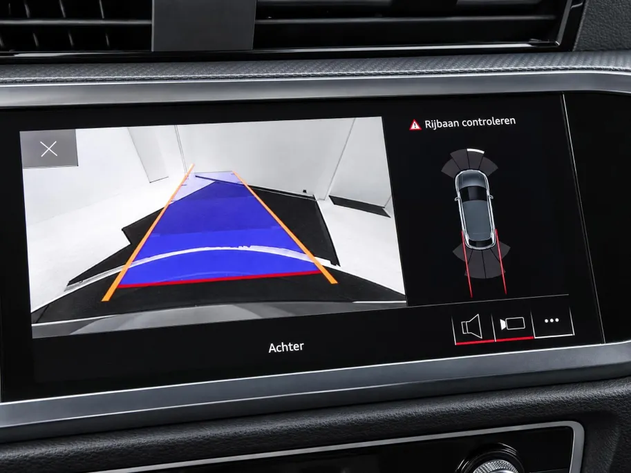 Audi Q3 Sportback 45 TFSIe 245pk S Edition · Trekhaak · Camera · Apple/Android Car Play · Elek. Achterklep · Dodehoeksensor · Lederen Bekleding · Garantie t/m 04-02-2027 of 100.000km