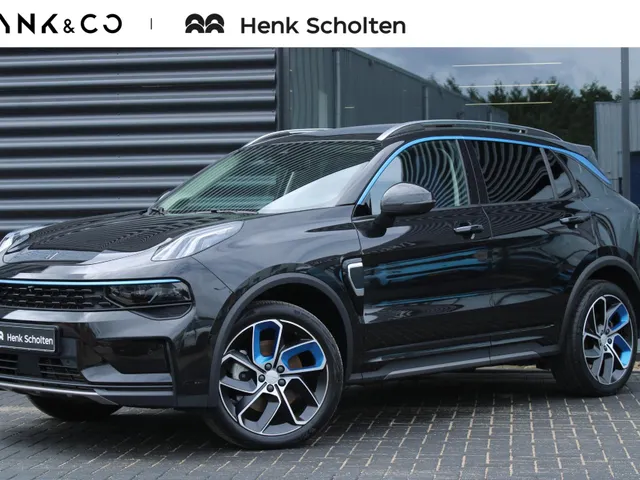 Lynk & Co 01
