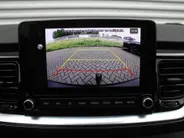 Kia Stonic 1.0 T-GDi MHEV DynamicPlusLine | Trekhaak | 15' LM | Clima | Cruise | Navi | Camera | LED | Keyless | 1e eigenaar |