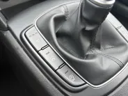 Hyundai Kona 1.0T Premium |voorstoelen/Stuurwiel verwarmd|Allweatherbanden| Apple Carplay/Android Auto| 12maanden Bovag garantie|