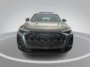 Audi Q5 Sportback 2.0 TFSI e-hybrid 367pk Quattro S edition Competition · Panoramadak · Inklap. Trekhaak · 360 Camera · Matrix LED · Elek. Stoelen · RS Carbon Styling Pack · Garantie t/m 10-12-2030 of 100.000km