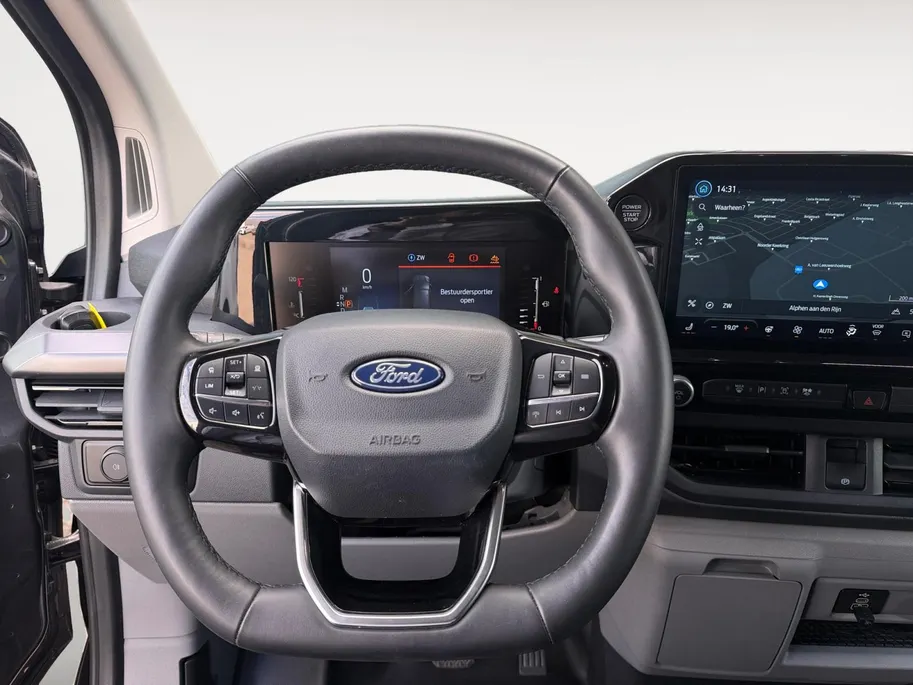 Ford Transit Custom 300 2.0 TDCI L2H1 Sport | Automaat | Adapt. Cruise control | BLIS | Winter pack | Elektr. bestuurdersstoel | Parkeersensoren voor en achter | Achteruitrijcamera | Navigatie | Apple carplay & Android auto | 18' lichtmetalen velgen | Bovag garantie |