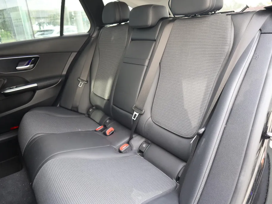 Mercedes-Benz C-Klasse Estate 300 e Business Line l Keyless l Achteruitrij camera l Stoelverwarming