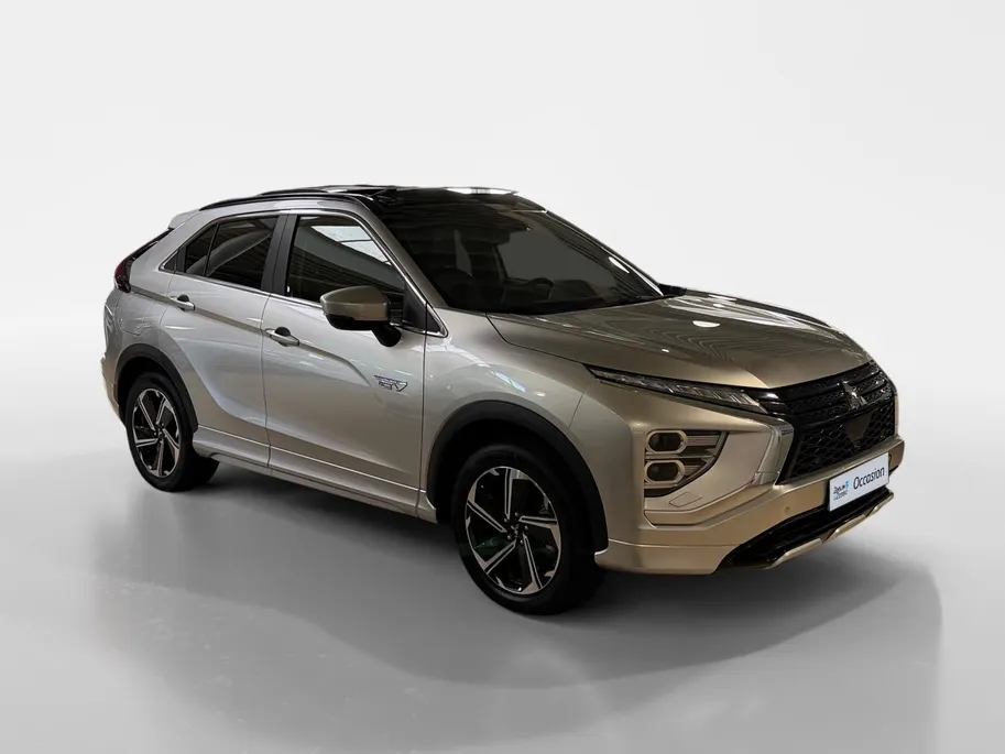 Mitsubishi Eclipse Cross 2.4 PHEV Instyle | Schuif-/ kanteldak | Achteruitrijcamera | Parkeersensoren voor & achter | Stoelverwarming | Navigatie | Trekhaak | BOVAG GARANTIE |