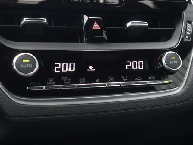Toyota Corolla Cross Hybrid 180 Executive Leder | JBL | 360 camera